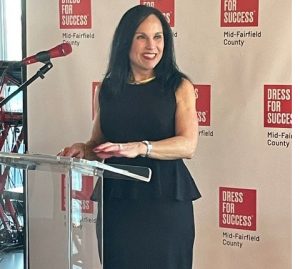 Dress for Success Women's Empowerment Award to Anna DiDomenico